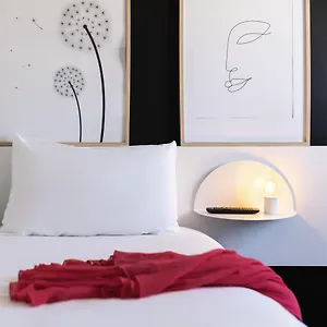 Hotel Ibis Styles Gare De L'est Chateau Landon Parigi