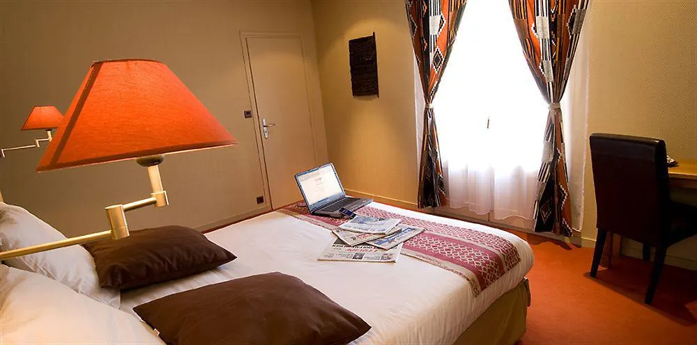 ***  Hotel L'Iroko The Originals City Aix-les-Bains Francia